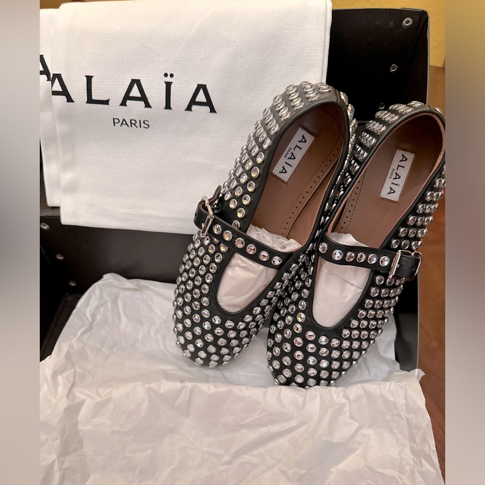 Like New Alaia Mary Jane Ballerina Flats with Studs Allover size 7.5